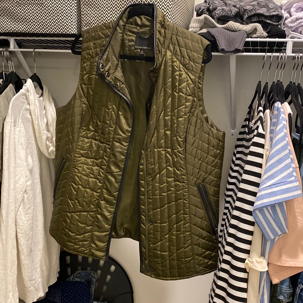 Army Green Banana Republic Puffer Vest
